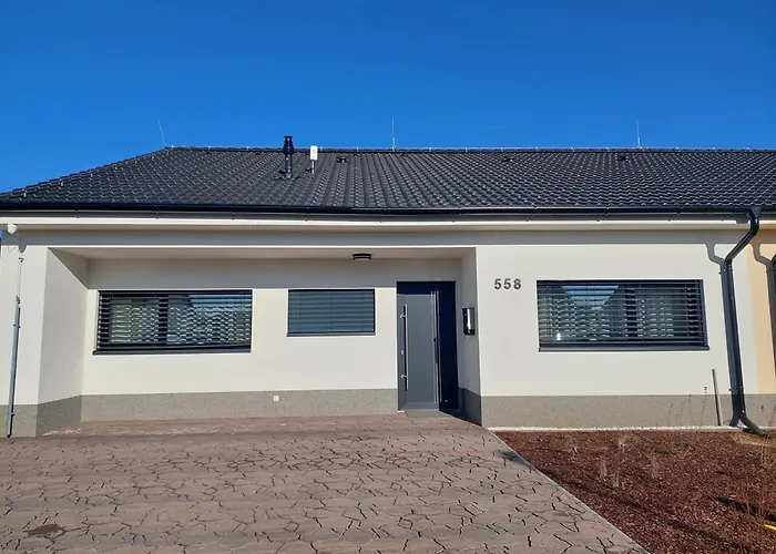 Villa Holiday Hevlin Willa